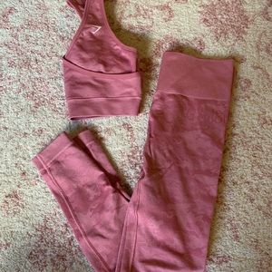 Gymshark camo seamless set
